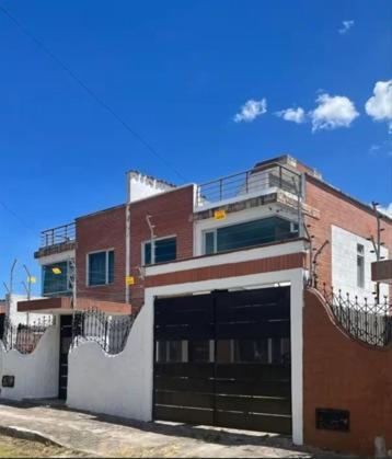 Aeropuerto Internacional 1 Séjour chez l'habitant Quito